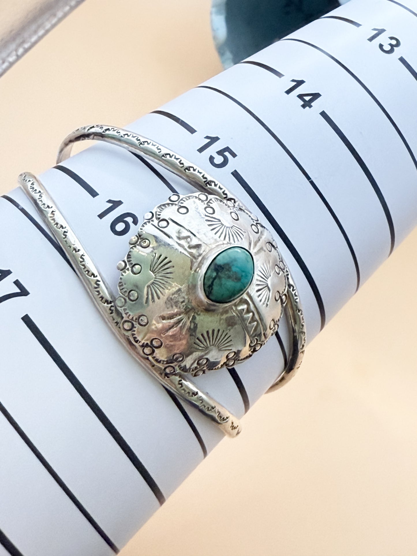 VINTAGE Native Style Turquoise Cuff Sterling Silver