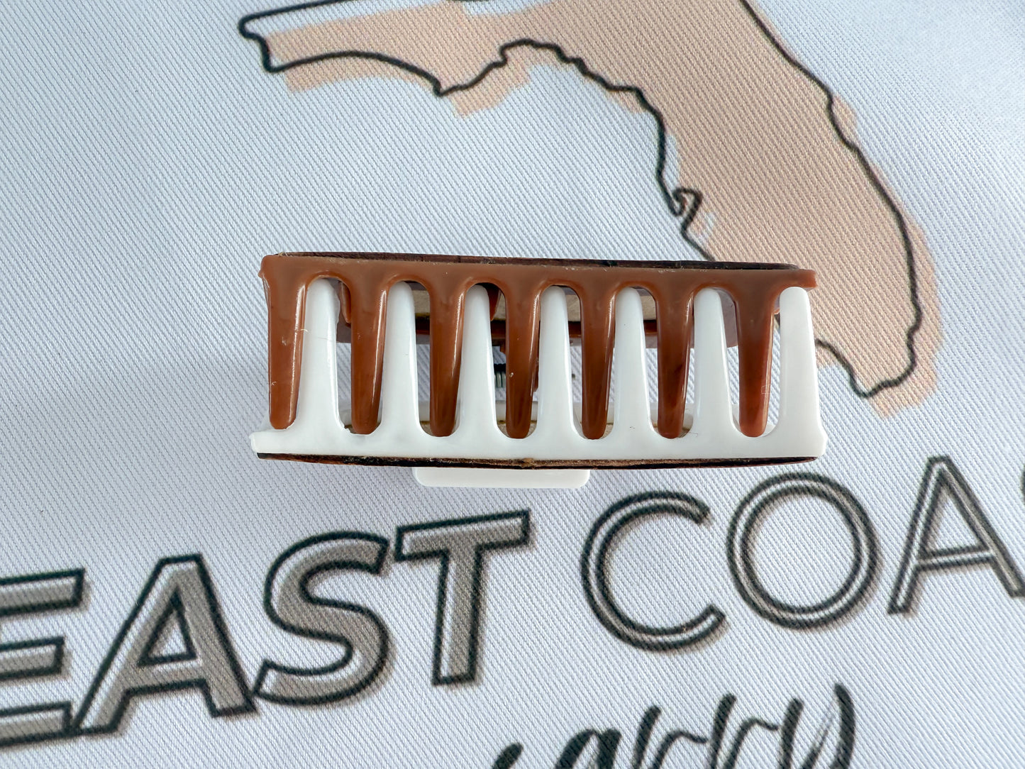Western Revolver Hair Claw Clip – Hand-Painted Tooled Leather in Brown & White