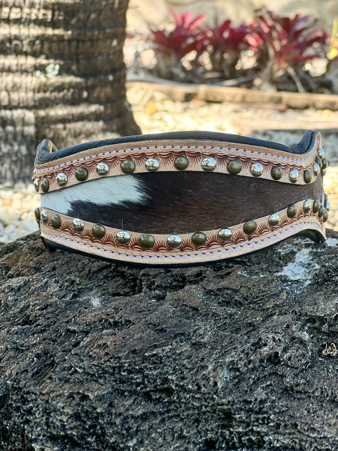 The Outlaw : (Large) Cowhide and Tooled Leather Studded Dog Collar