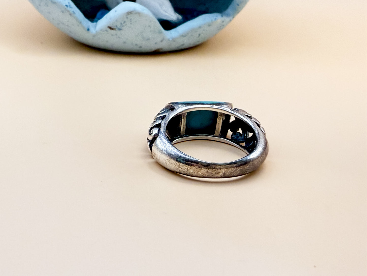 VINTAGE Southwestern Turquoise & Sterling Silver Ring -