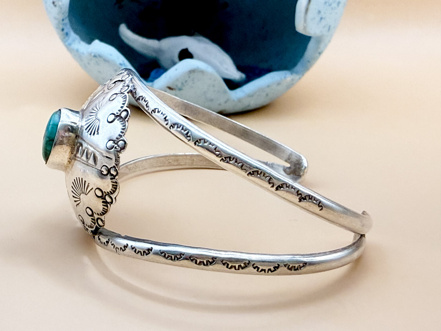 VINTAGE Native Style Turquoise Cuff Sterling Silver