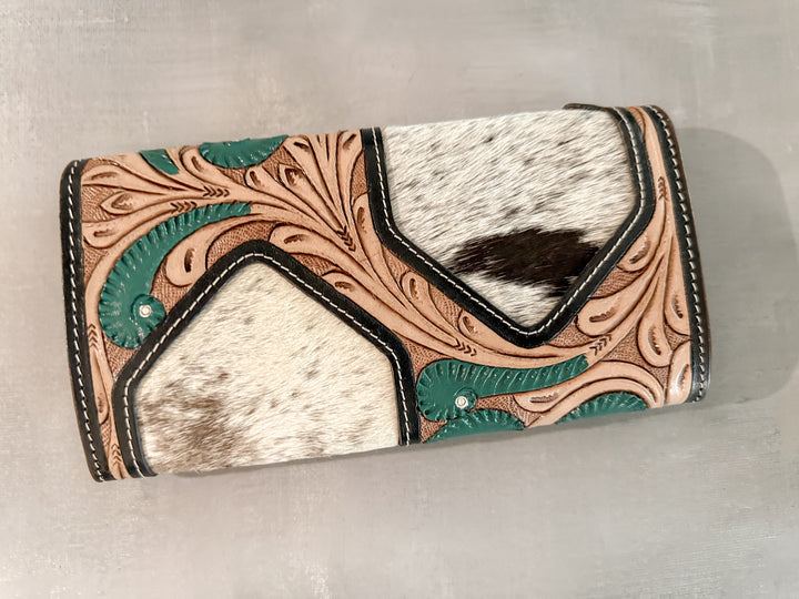 Two Step – Pine Twist : Tooled Leather and Cowhide Wallet