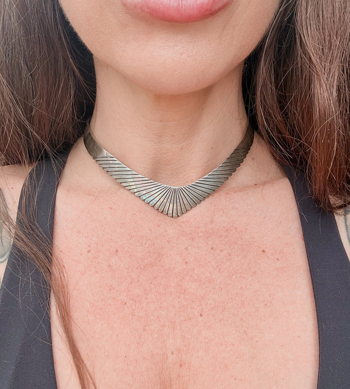 Vintage Alice Platero Navajo sterling silver torque collar necklace with radiating graduated silver design