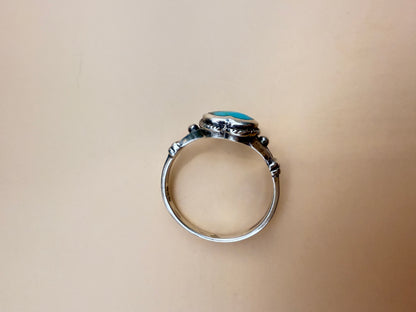 Handpicked Estate Find- 925 & Turquoise Heart Ring - sz 6.5