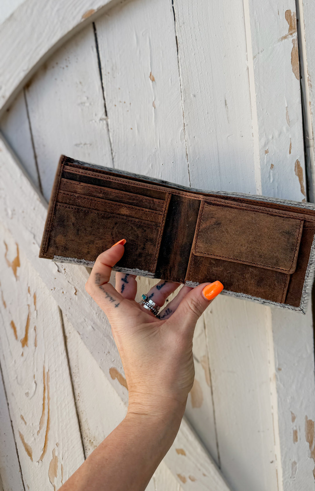 Frontier Hide Cowhide Bifold Wallet – Handmade Western Leather Wallet for Men & Women