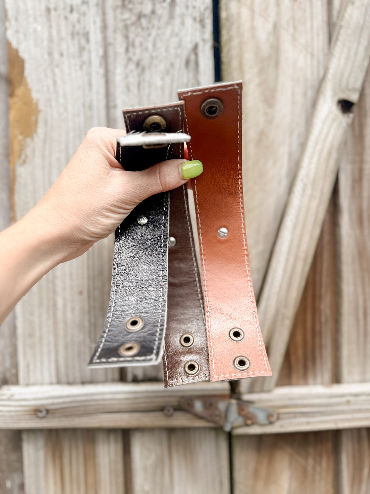 Sundown Cuff : Cowhide Leather Bracelet Concho Cuff