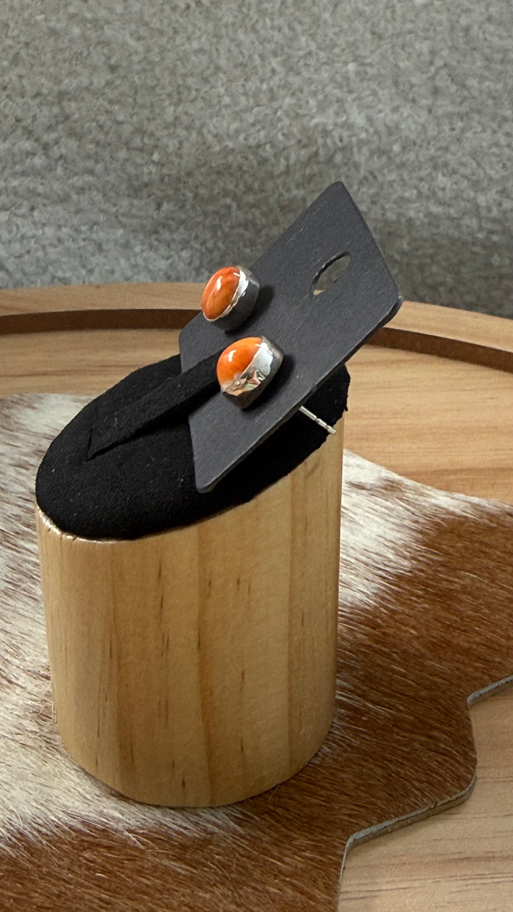 Navajo Handmade 6mm Spiny Oyster Stud Earrings | Sterling Silver | Genuine Native American Jewelry