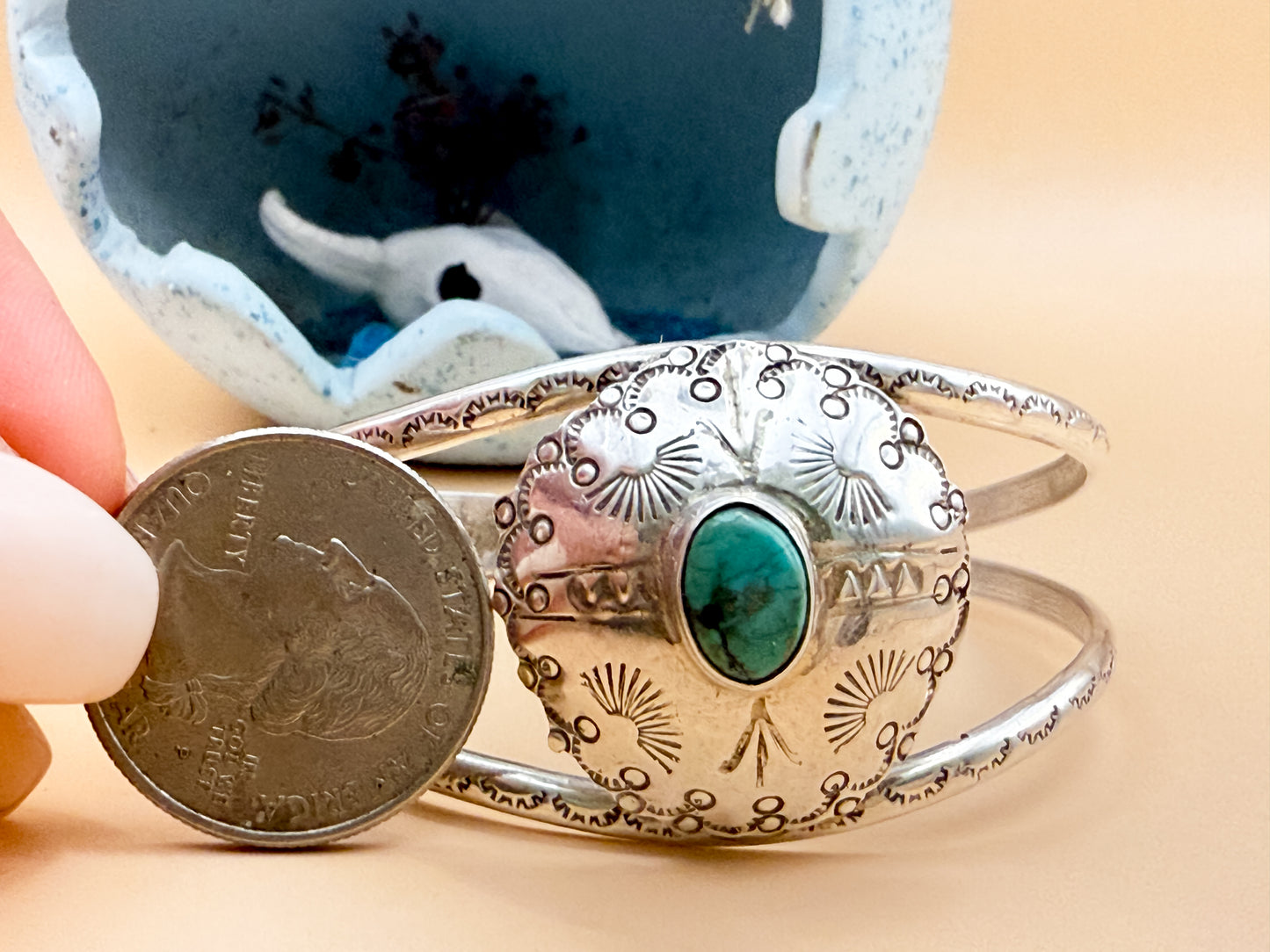 VINTAGE Native Style Turquoise Cuff Sterling Silver