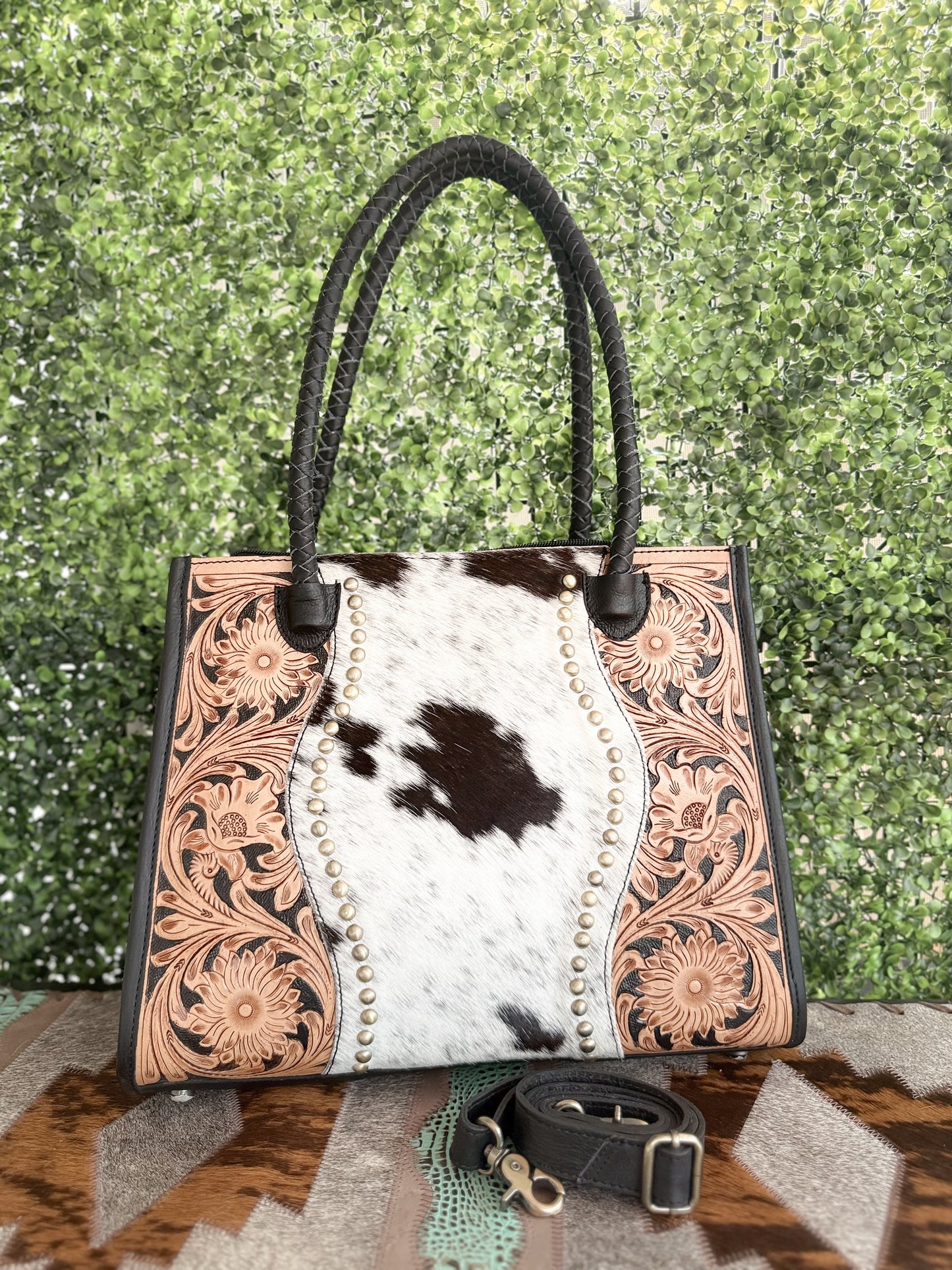 Family Tradition : in Black Leather - Tooled Leather & Cowhide Concealed Carry Tote