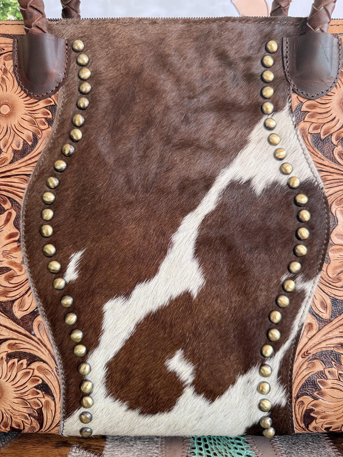 Family Tradition : in Brown Leather - Tooled Leather & Cowhide Concealed Carry Tote