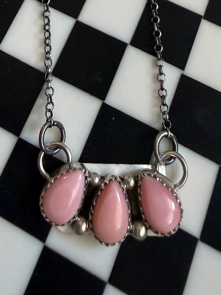 Myra Benally Pink Conch Three-Stone Cluster Necklace | Navajo Sterling Silver