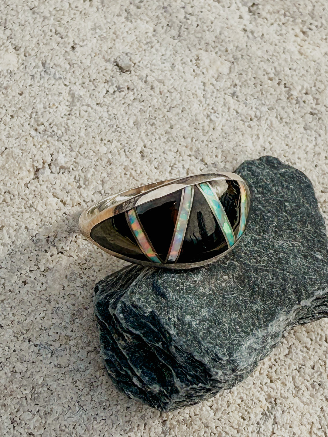 Sterling silver Southwestern style onyx and opal inlay ring size 6 artist signed MY