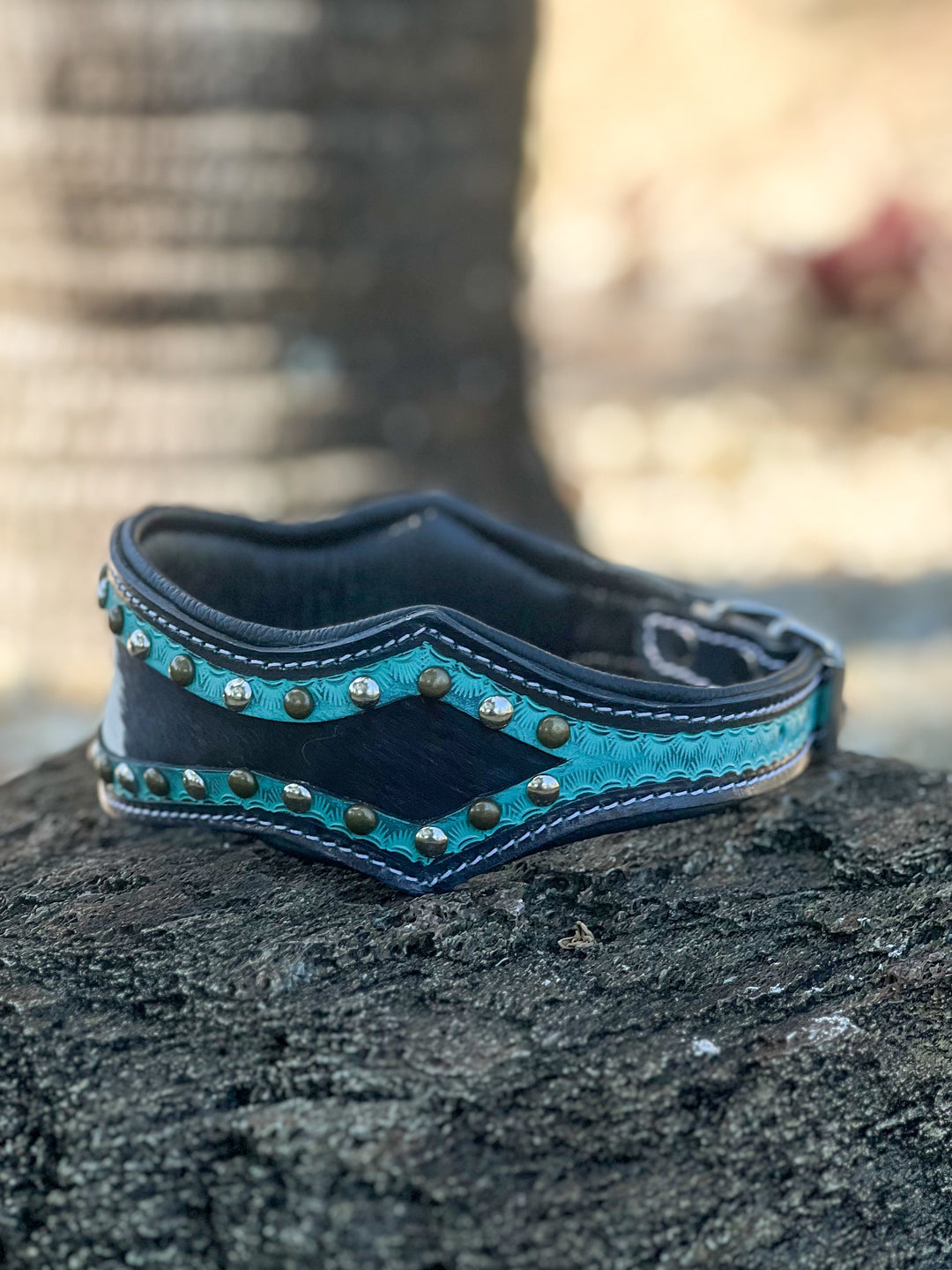 Turquoise Outlaw : (L) Hand Tooled Leather and Cowhide Studded Dog Collar