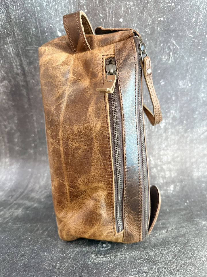 Cognac King | Full-Grain Buffalo Leather Dopp Kit