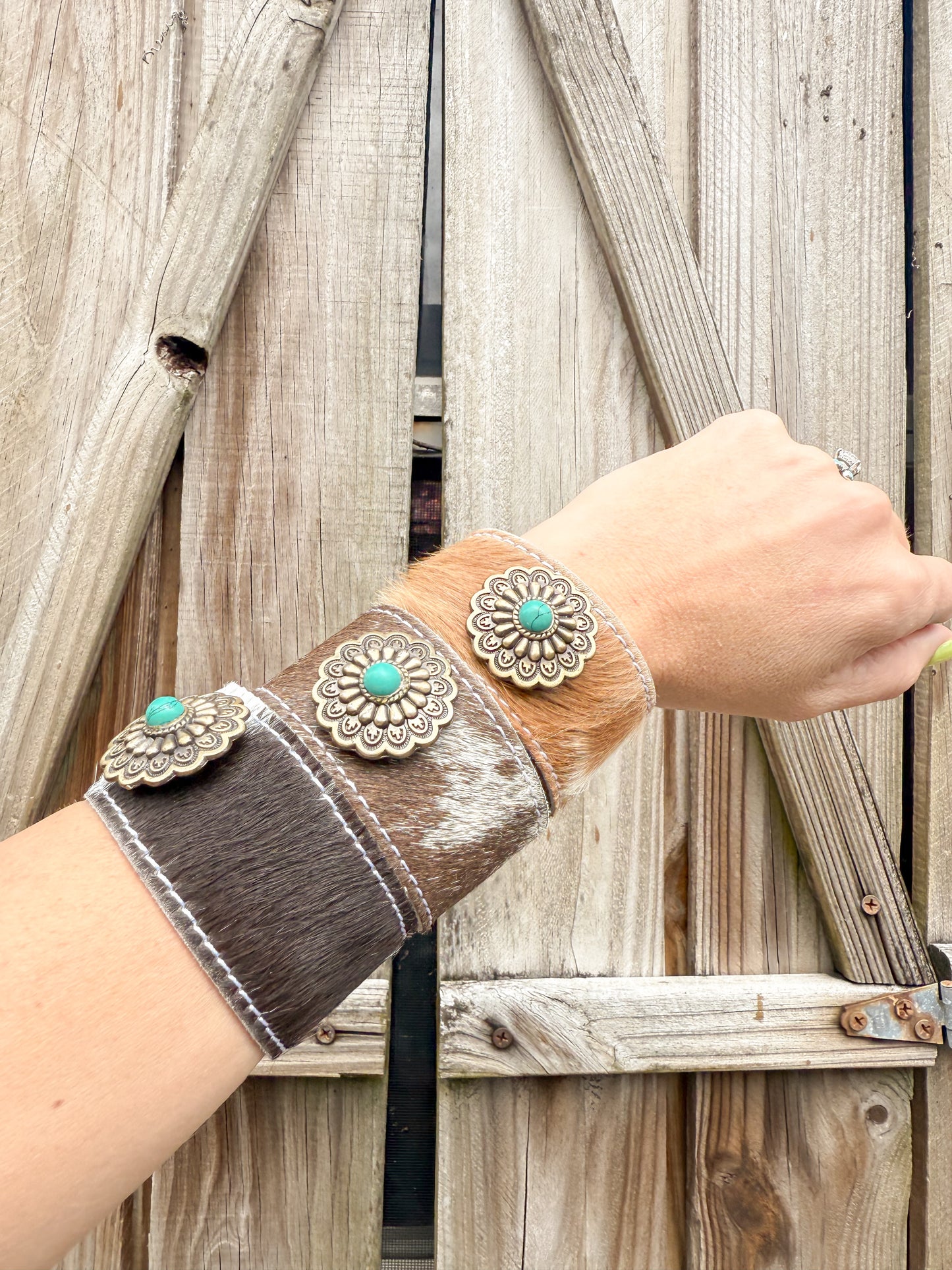 Sundown Cuff : Cowhide Leather Bracelet Concho Cuff