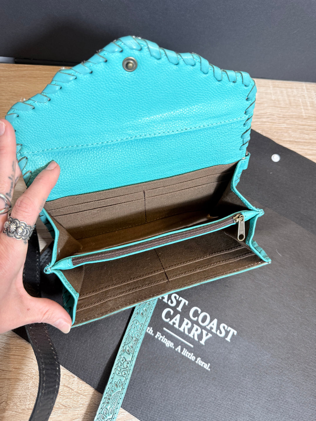 The Quick Draw | Cowhide Crossbody Wallet