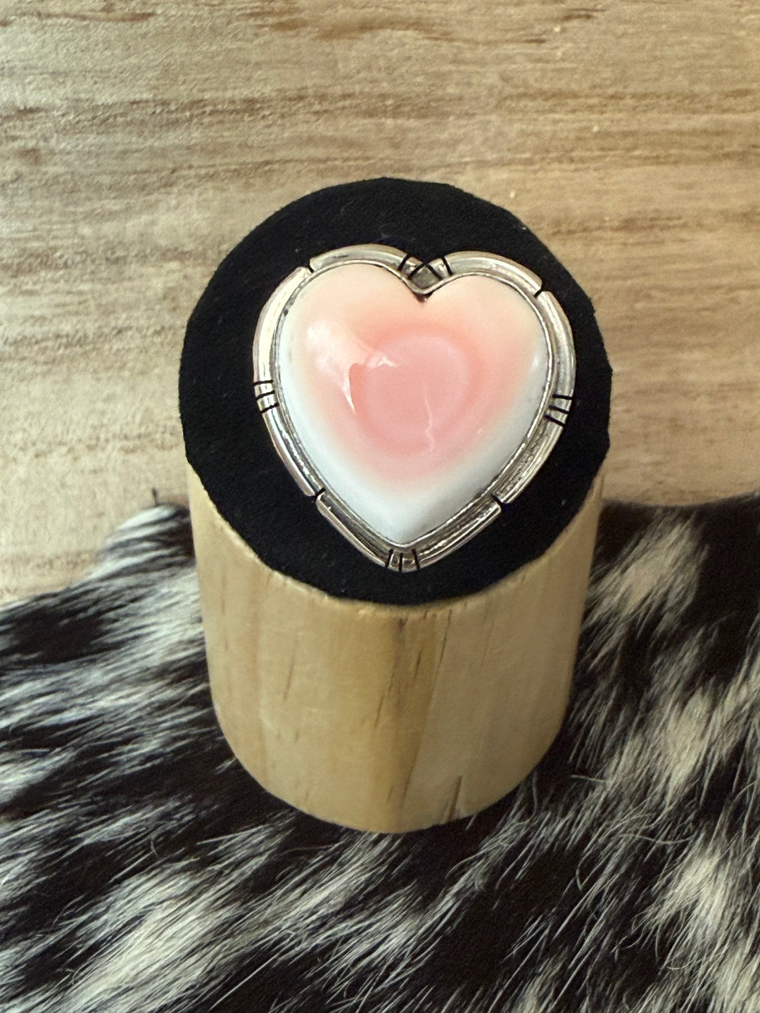 Samson Etsitty Pink Conch Heart Ring | Handmade Navajo Sterling Silver | Size 6.5