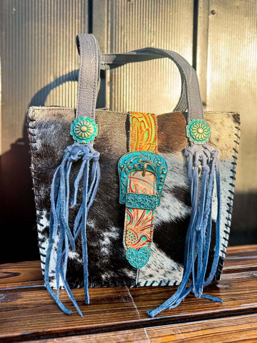 Lone Star cowhide fringe concealed carry shoulder bag front view