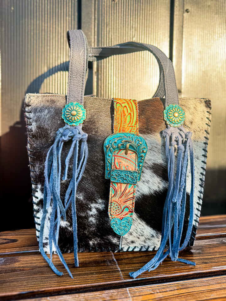 Lone Star cowhide fringe concealed carry shoulder bag front view