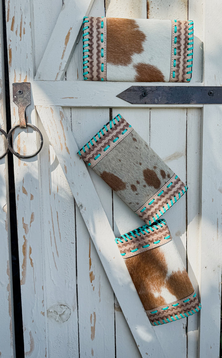 Turquosie Tangle | Southwestern Tooled Leather Turquoise Stitched Cowhide Wallet