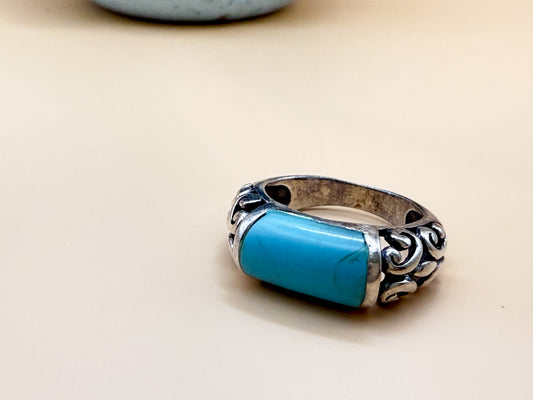 VINTAGE Southwestern Turquoise & Sterling Silver Ring -