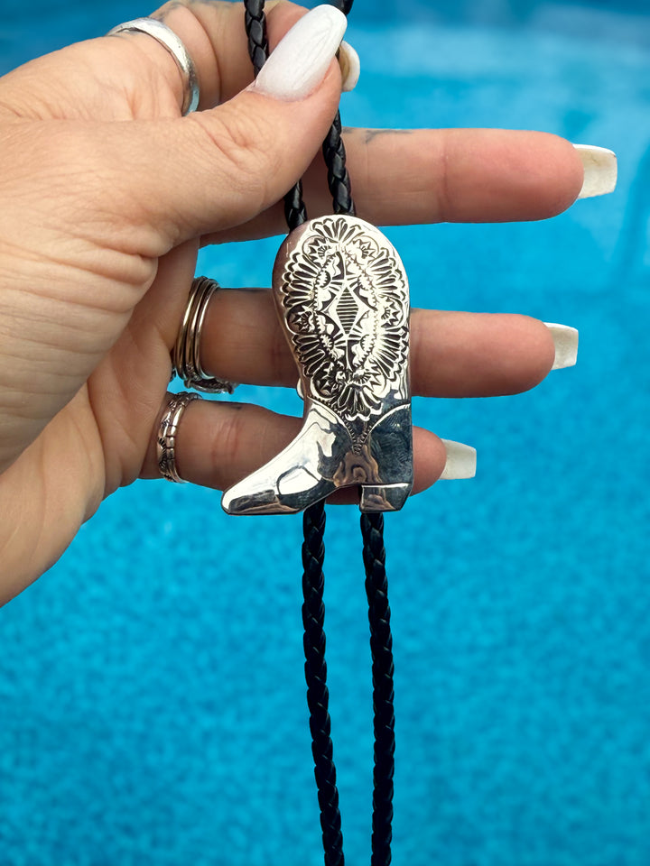 Navajo Handmade Sterling Silver Cowboy Boot Bolo Tie – Western Leather Cord Statement Tie