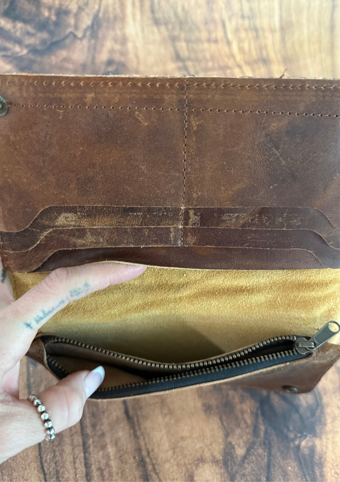 Rugged studded cowhide wallet black