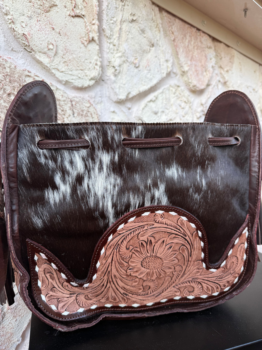 Shotgun Rider Bucket Bag | Cowhide Bucket Bag with Tooled Leather – Western Crossbody Purse – Hair-On Hide Shoulder Bag