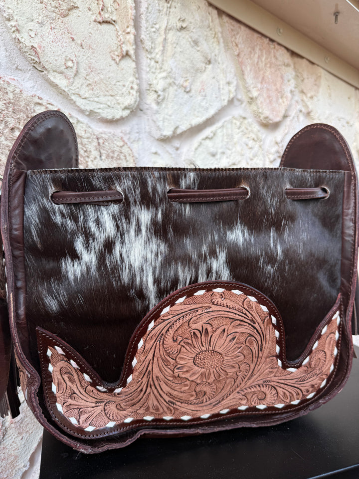 Shotgun Rider Bucket Bag | Cowhide Bucket Bag with Tooled Leather – Western Crossbody Purse – Hair-On Hide Shoulder Bag