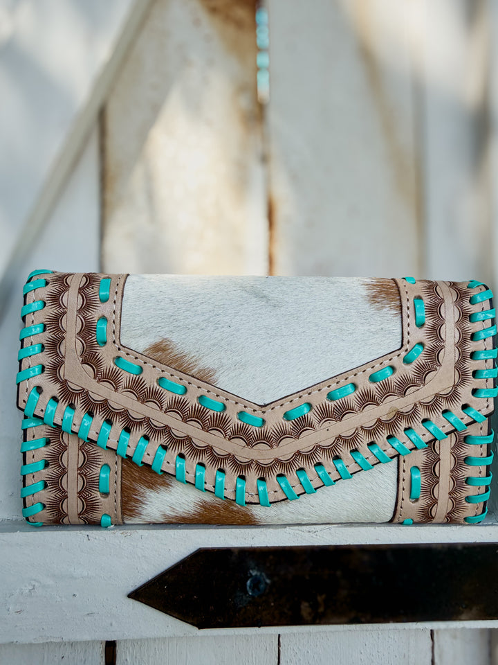 Turquosie Tangle | Southwestern Tooled Leather Turquoise Stitched Cowhide Wallet