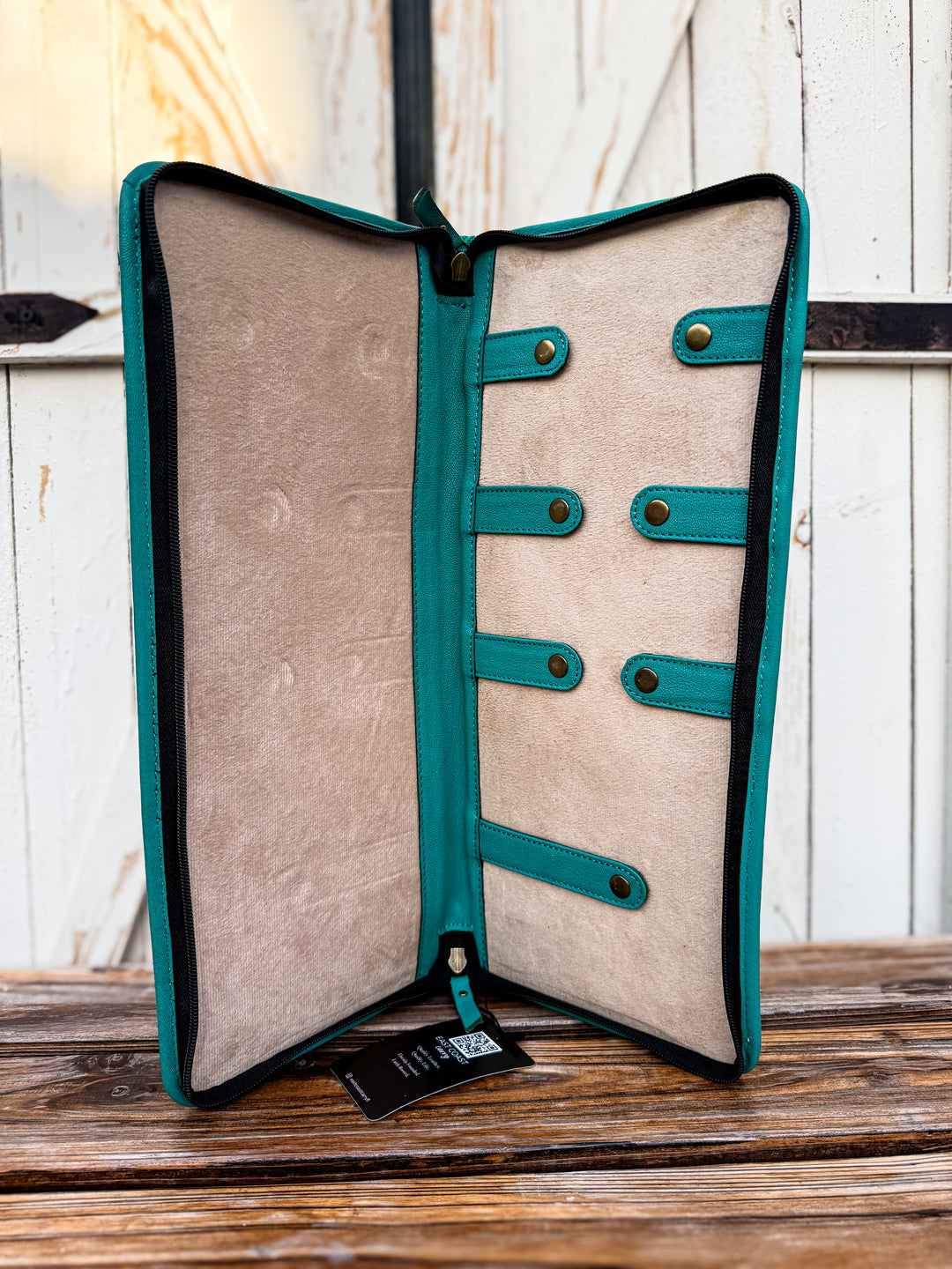 The Blossom Keeper | Cowhide Squash Blossom Necklace Travel Case | Leather Jewelry Organizer