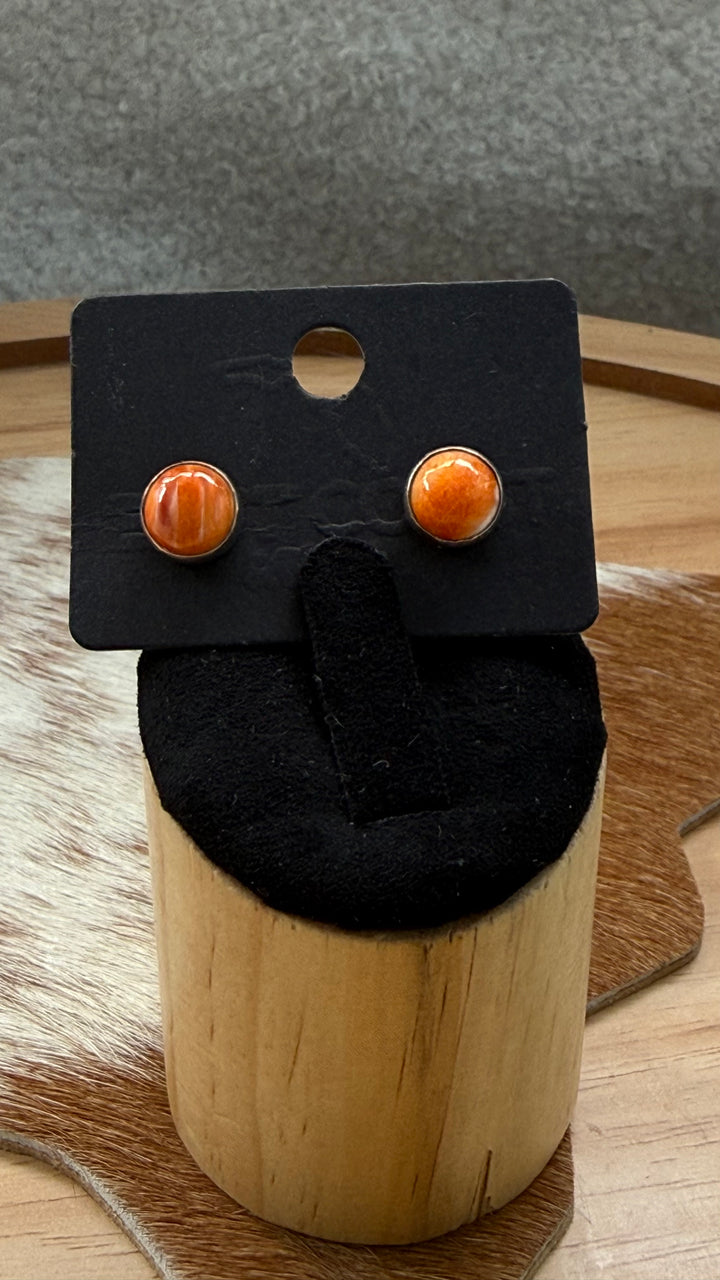 Navajo Handmade 6mm Spiny Oyster Stud Earrings | Sterling Silver | Genuine Native American Jewelry
