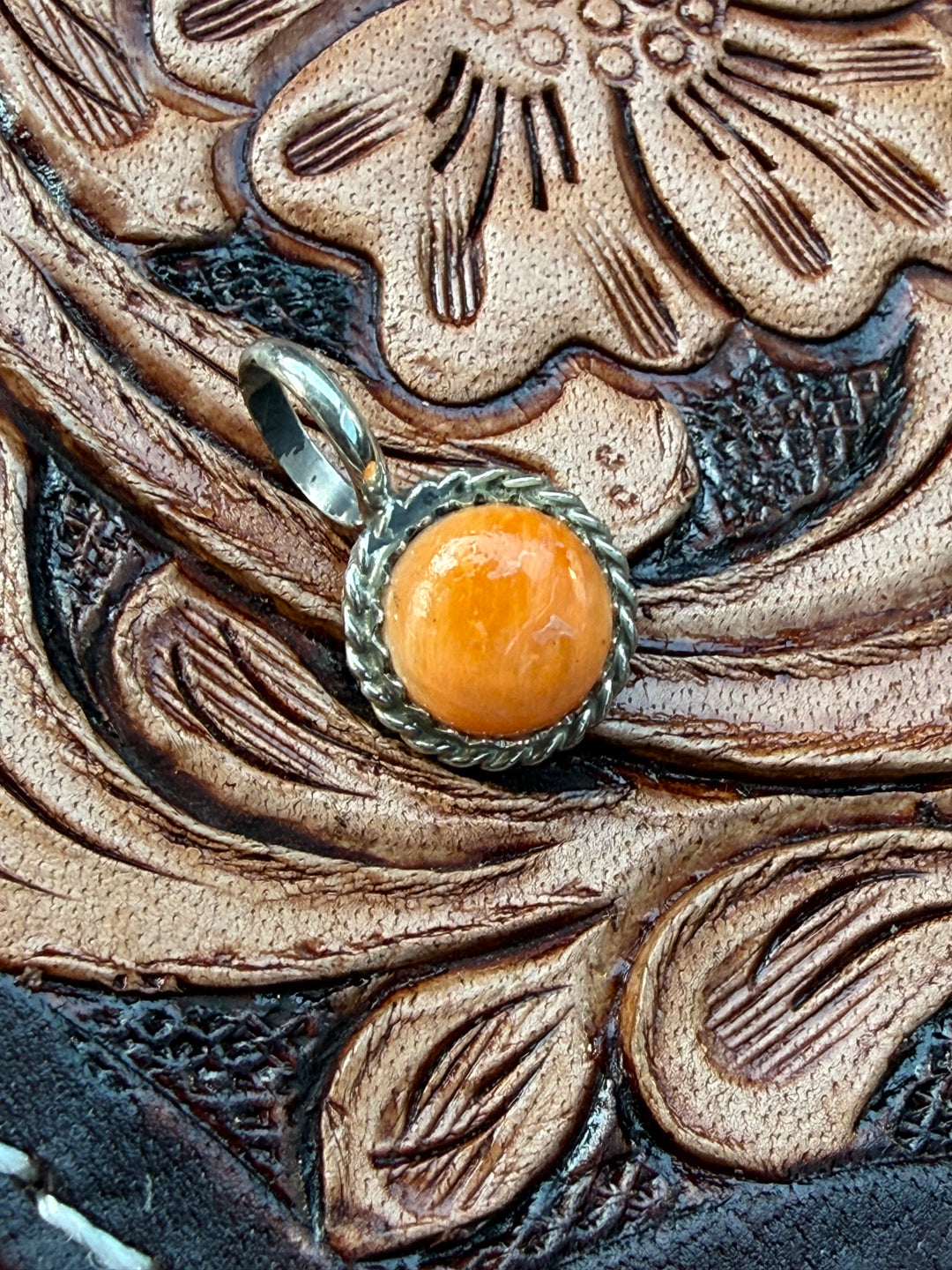 Spiny Oyster Sterling Silver Mini Pendant