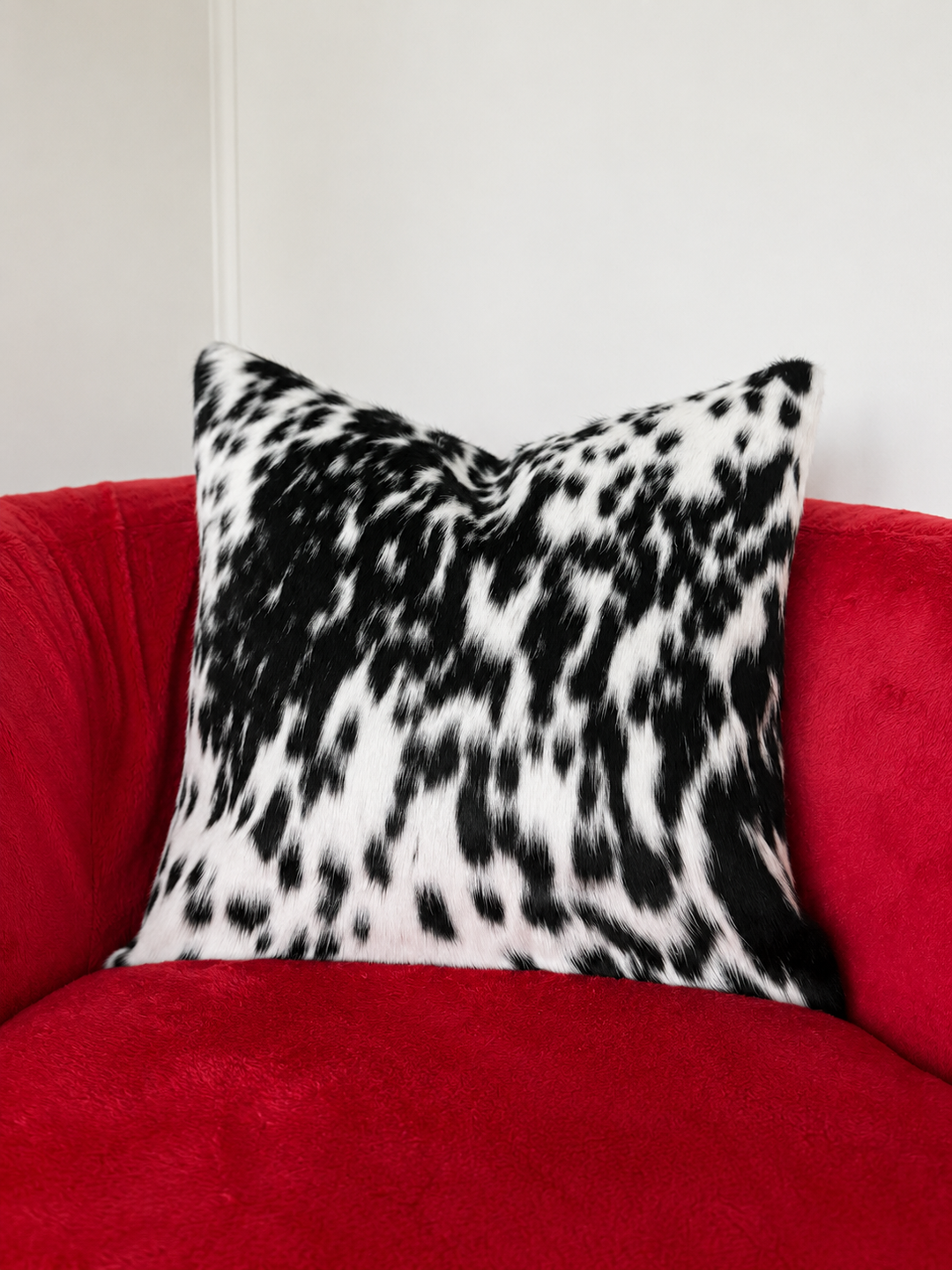 The Homestead Cowhide Pillow Cover
Genuine Hair-On Hide & Leather Back | 15x15