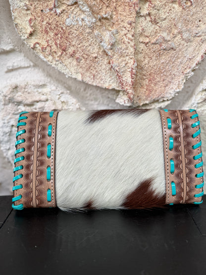 Turquosie Tangle : Tooled Leather Turquoise Stitched Cowhide Wallet