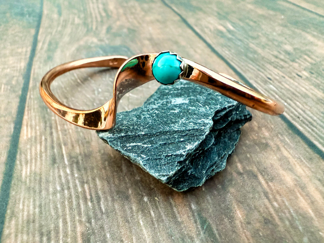 Native American Navajo handmade copper cuff bracelet with Kingman turquoise by Glen Sandoval