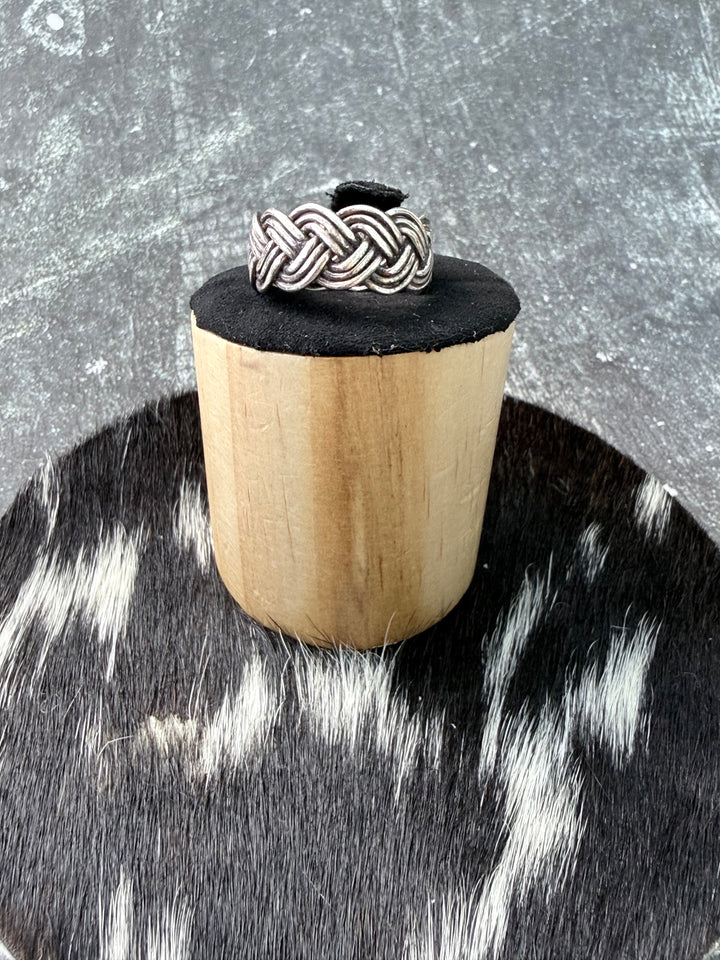 Vintage American Estate Sterling Silver Braided Woven Band Ring – Size 7