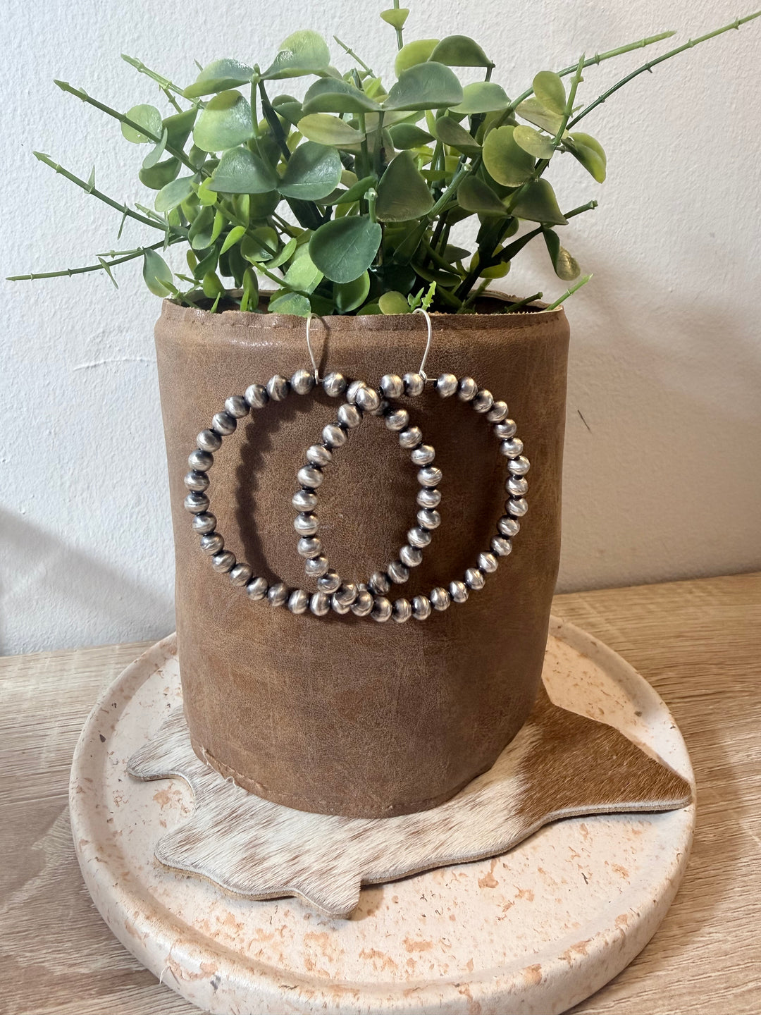 Amanda Larry Navajo Handmade Sterling Silver Pearl Hoop Earrings | 6mm Navajo Pearls