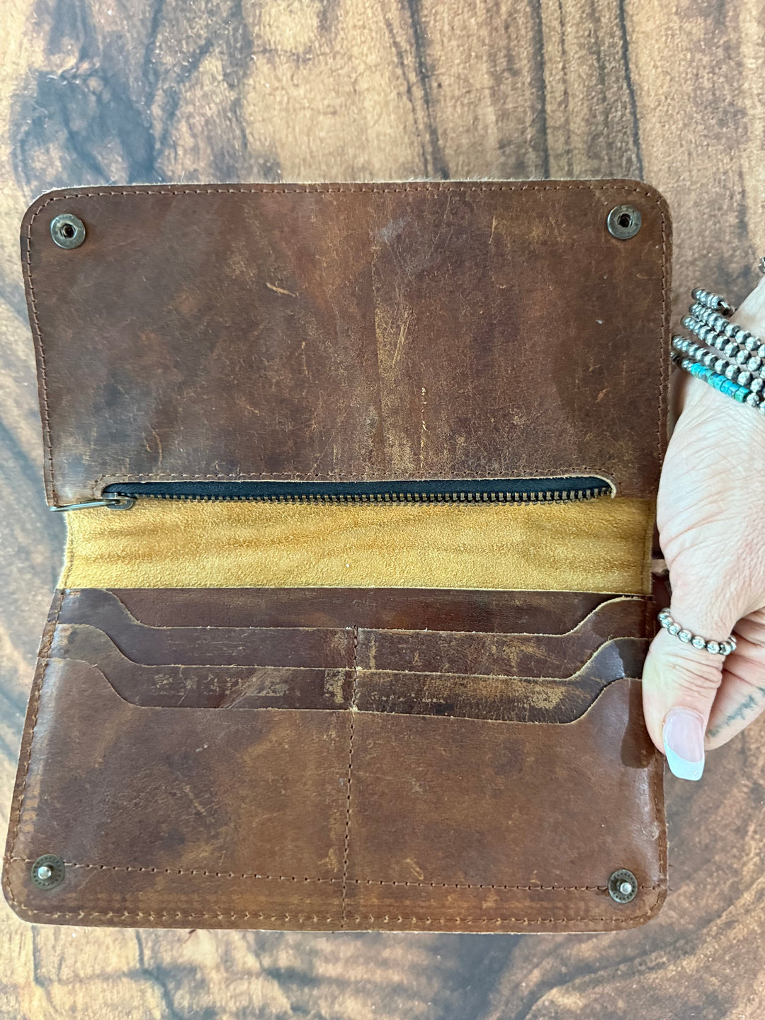 Rugged studded cowhide wallet black