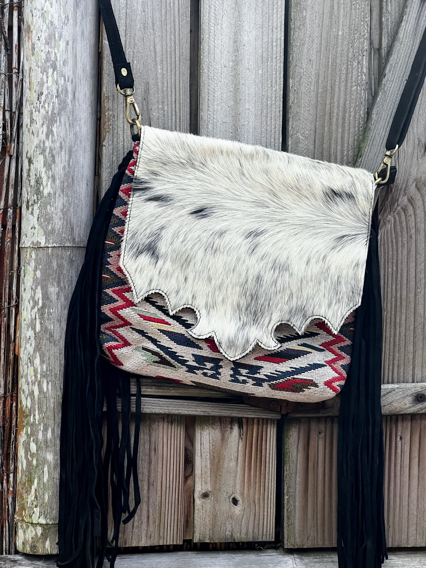 Saddle Blanket & Cowhide CC suede fringe purse