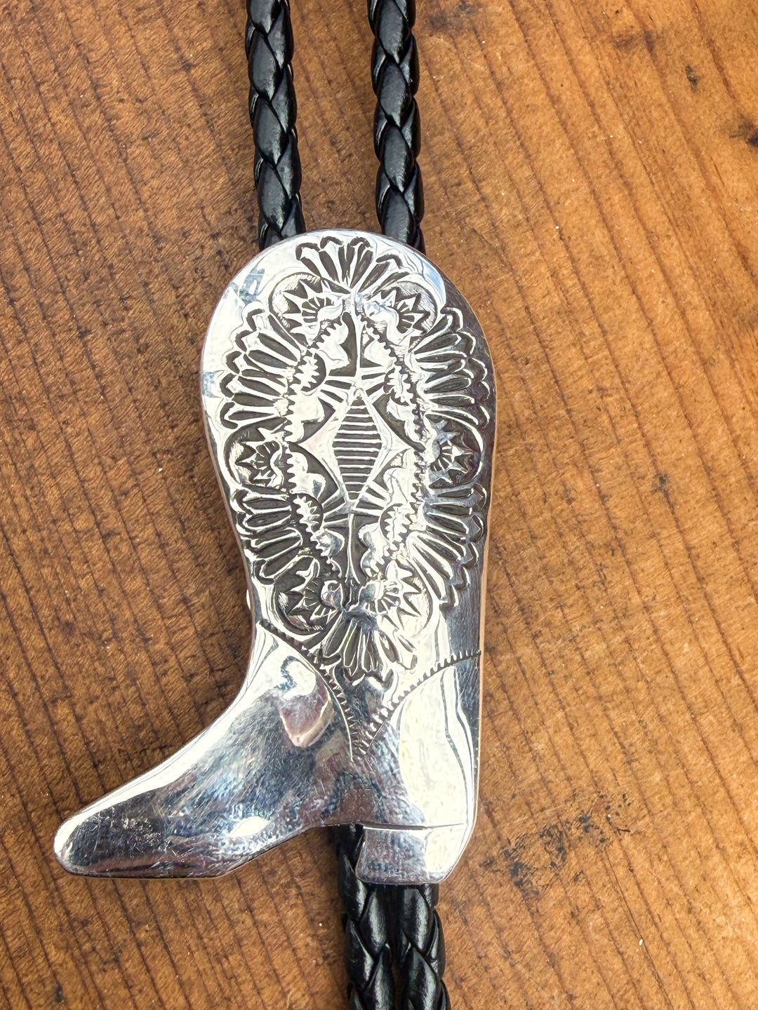 Navajo Handmade Sterling Silver Cowboy Boot Bolo Tie – Western Leather Cord Statement Tie