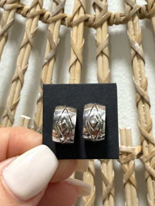 Dewyett Shirley NAVAJO handmade Sterling Silver Earrings