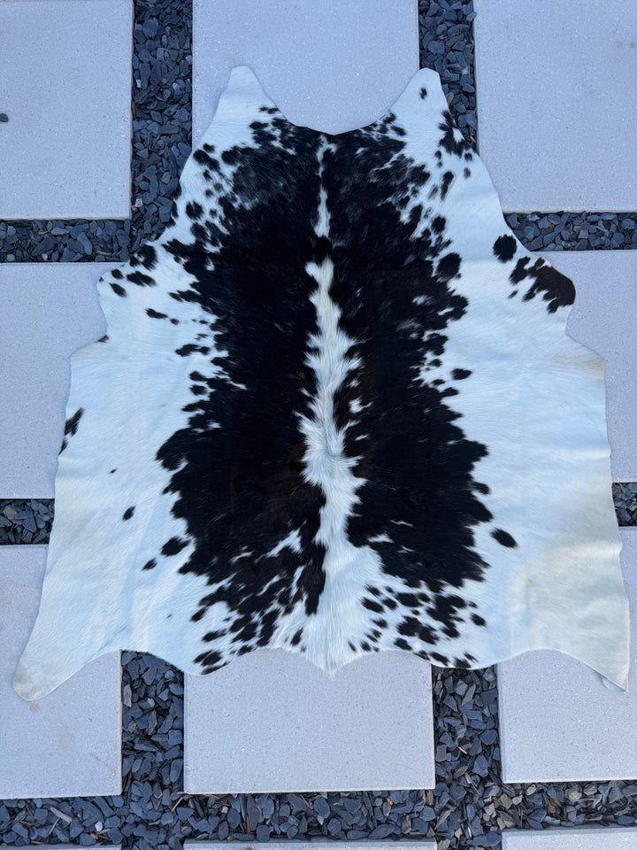 The Blackwater Hide – Black & White Genuine Cowhide Rug – Medium 54” x 50.5”
