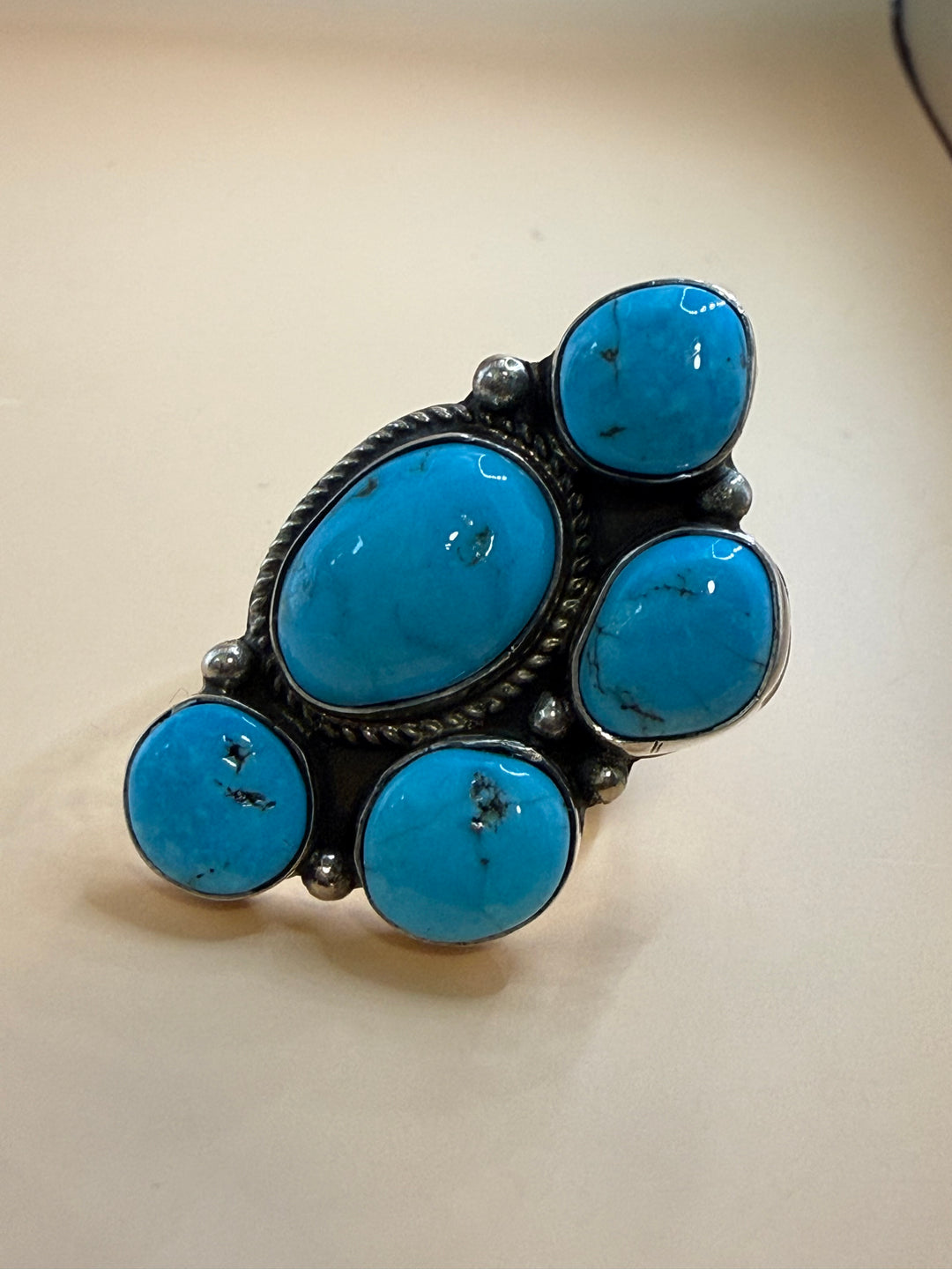 Navajo Handmade Kingman Turquoise Half Cluster Ring | Rita Dawes | Sterling Silver | Size 8