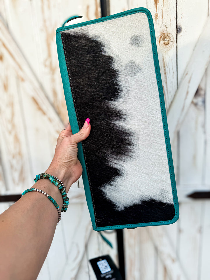 The Blossom Keeper | Cowhide Squash Blossom Necklace Travel Case | Leather Jewelry Organizer