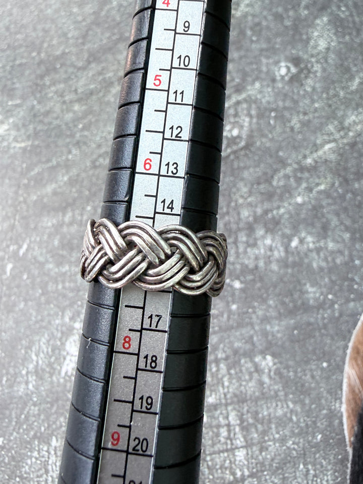 Vintage American Estate Sterling Silver Braided Woven Band Ring – Size 7