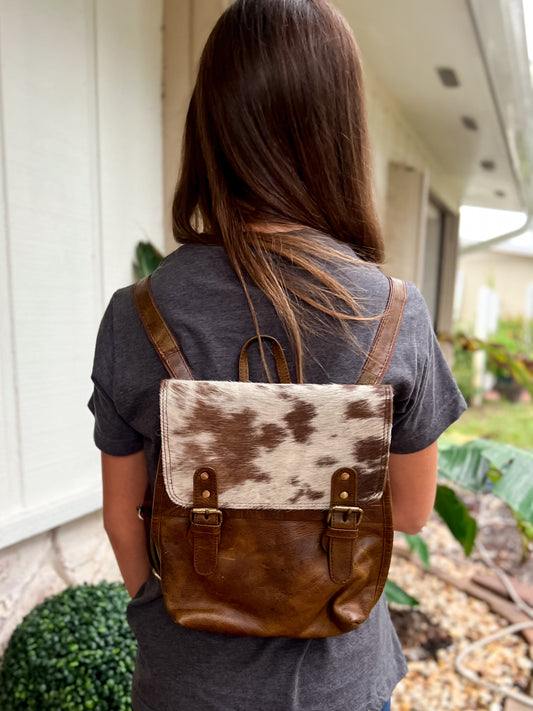 Hybrid backpack in brown leather with cowhide flap