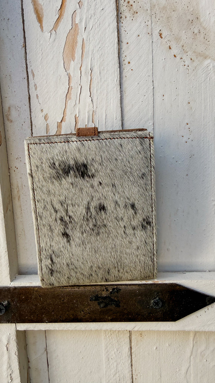 Frontier Hide Cowhide Bifold Wallet – Handmade Western Leather Wallet for Men & Women