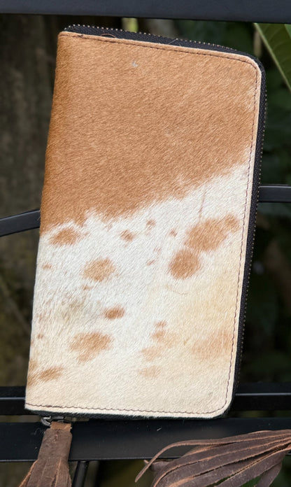 The Classic : Cowhide and Distressed Brown Leather Wallet