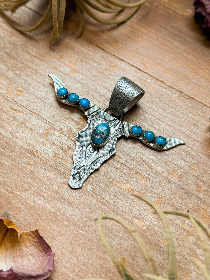 Sterling Silver Longhorn Pendant with Kingman Turquoise – Native Made by Leroy James (Navajo Artist)
